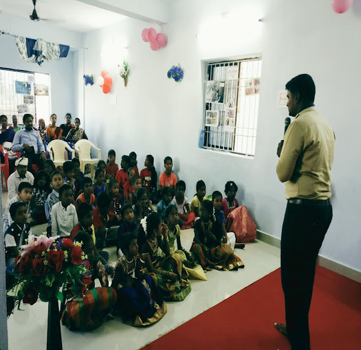 குழந்தைகள் ஊழியங்கள்